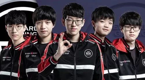 对于裁判而 对于裁判而