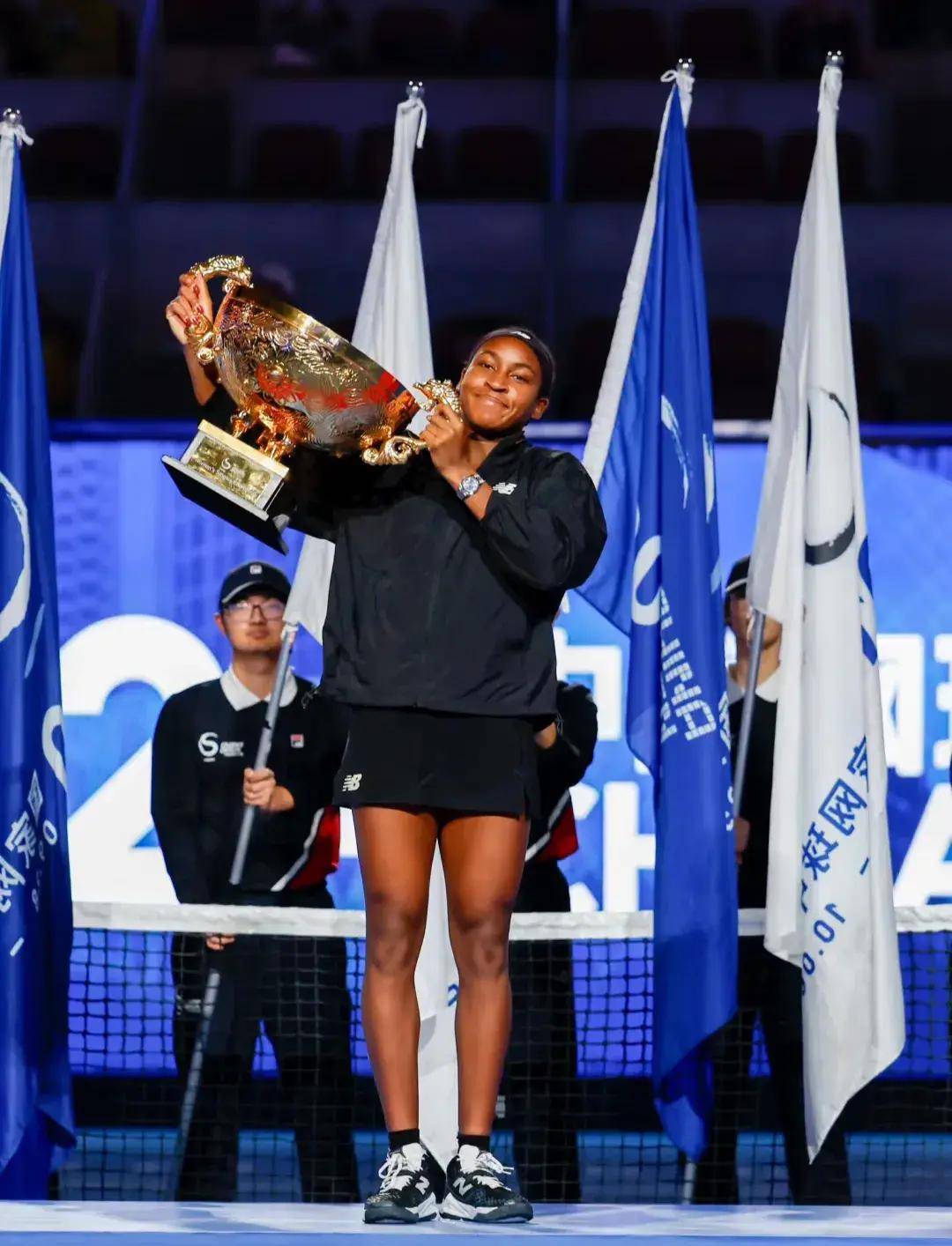 即将拉开帷 即将拉开帷