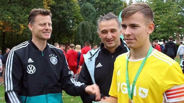 严格的EM 严格的EM